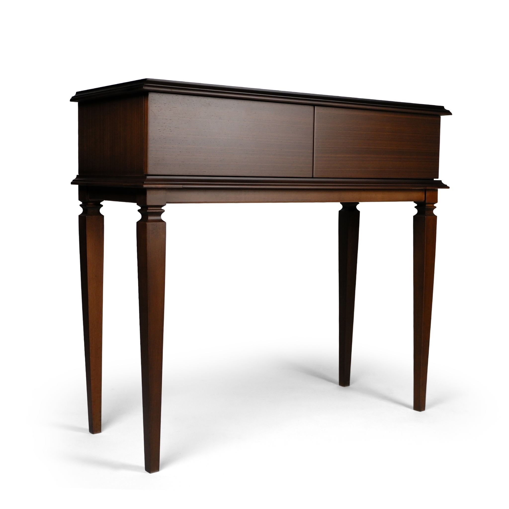 Verona Console 